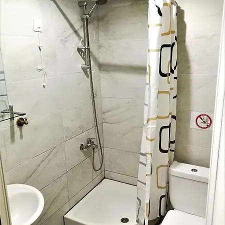 Aparthotel Artistic Rent & 3*